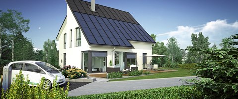 Energieautarkes Haus in Schmölln mit Elektroauto im Carport und blühendem Garten Energieautarkes Haus in Schmölln mit Elektroauto im Carport und blühendem Garten